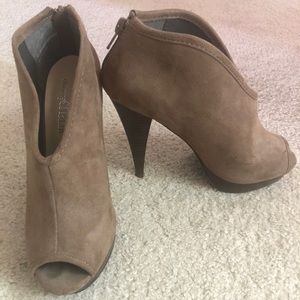 Peep Toe Heeled Boots